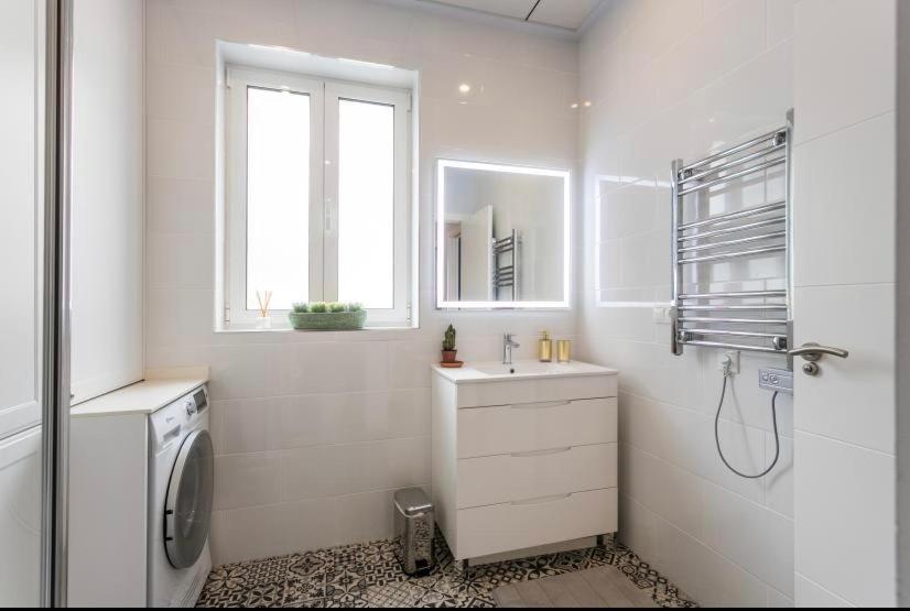 Lovely Barrio Apartment Alicante Eksteriør bilde